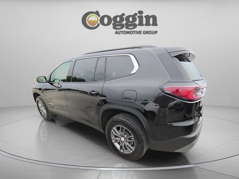 Used 2025 GMC Acadia Elevation image 3