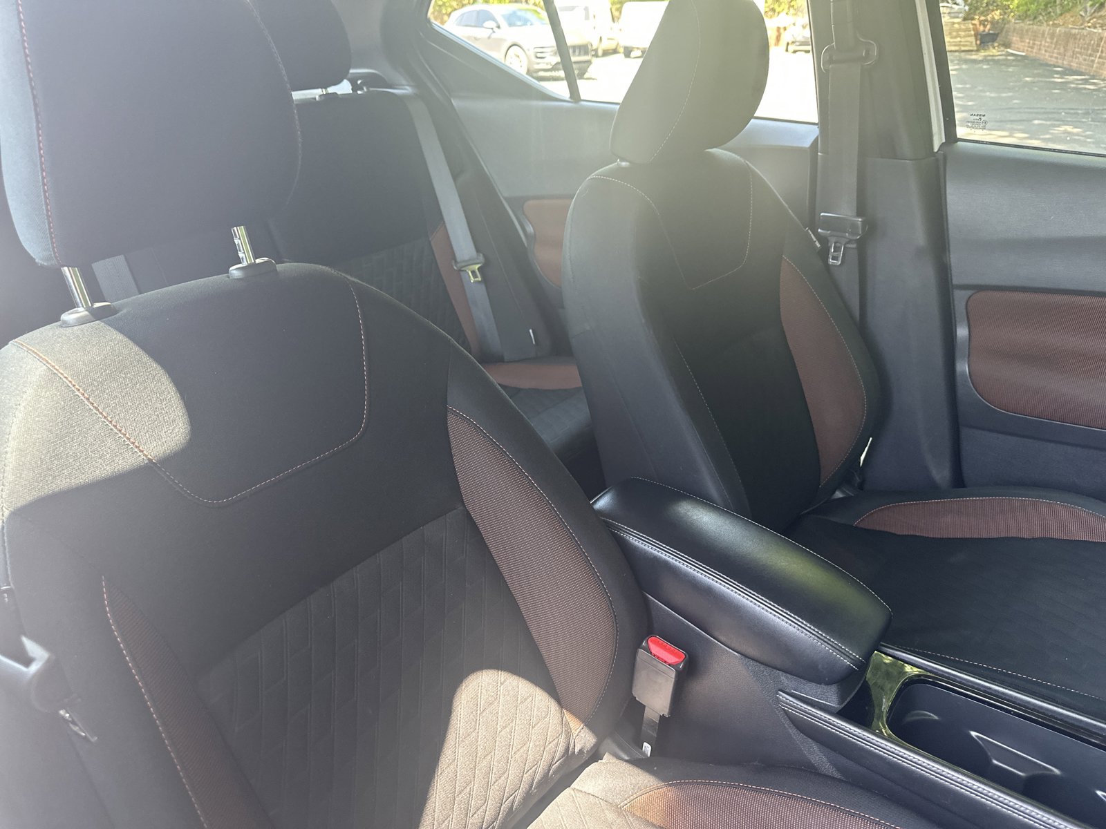 Used 2024 Nissan Kicks SR FWD image 27