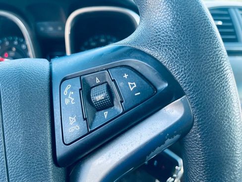Used 2015 Chevrolet Malibu LT FWD image 16