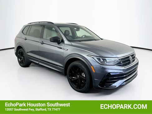 Used 2023 Volkswagen Tiguan SE R-Line FWD image 1