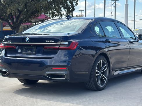 Used 2020 BMW 745e xDrive image 7