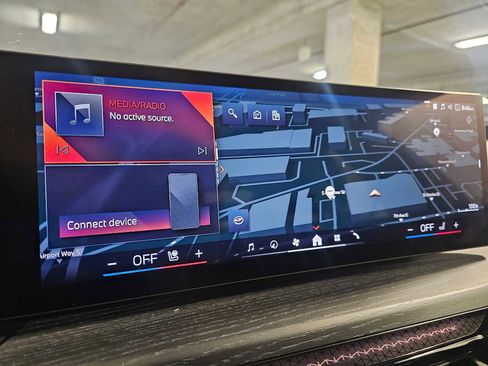 Used 2025 BMW 330i xDrive Sedan w/ M Sport Package image 14