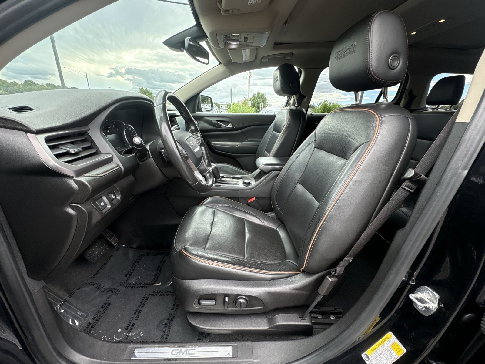 Used 2019 GMC Acadia SLT AWD/4WD image 13
