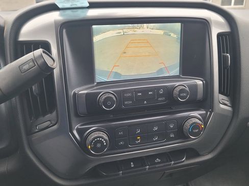 Used 2017 Chevrolet Silverado 1500 LT w/ LPO, Black Pack image 18