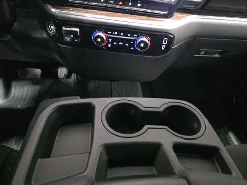 New 2026 GMC Sierra 2500 SLE image 22