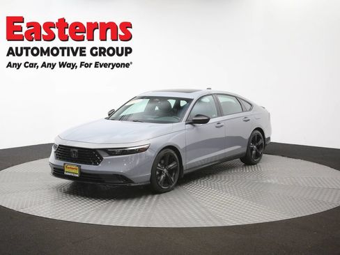 Used 2023 Honda Accord Sport image 57