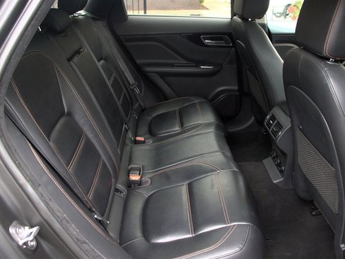 Used 2020 Jaguar F-PACE Prestige image 20