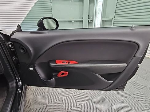Used 2016 Dodge Challenger R/T image 38