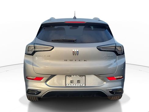 Used 2024 Buick Encore GX Avenir image 5