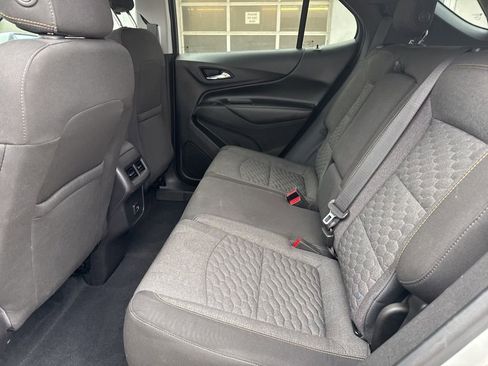 Used 2020 Chevrolet Equinox LT image 19