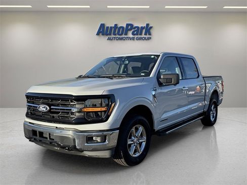 Certified 2024 Ford F150 XLT w/ Mobile Office Package image 3