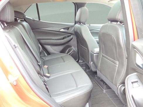 Used 2024 Buick Encore GX Sport Touring w/ Experience Buick Package FWD image 16
