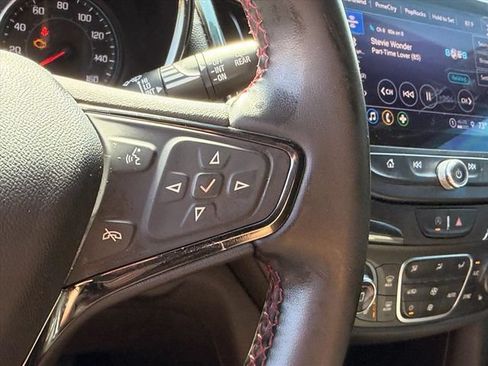 Used 2023 Chevrolet Equinox RS w/ RS Leather Package AWD/4WD image 18