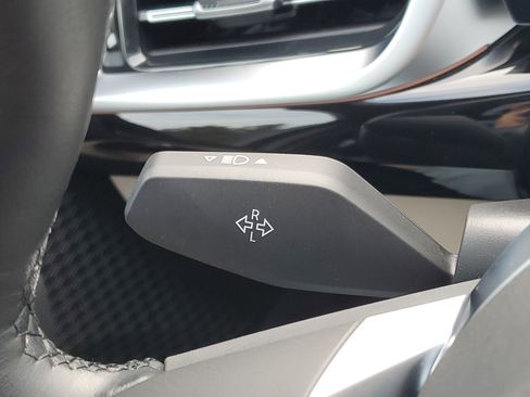 Used 2025 BMW X1 xDrive28i w/ Convenience Package image 14