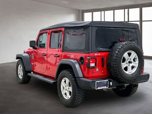 Used 2018 Jeep Wrangler Unlimited Sport S image 10