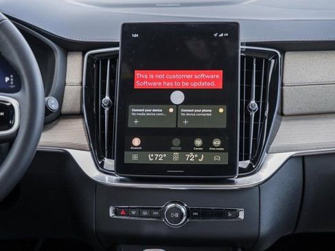 New 2026 Volvo XC90 B6 Ultra image 21