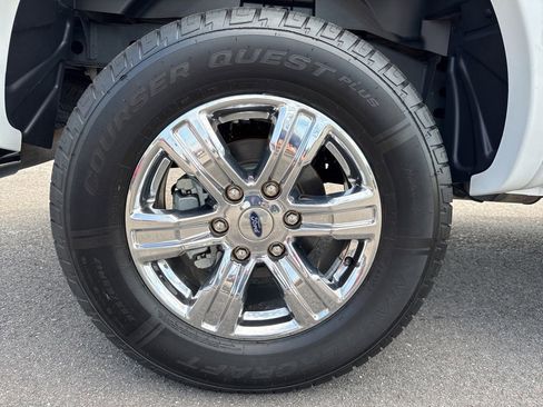 Used 2022 Ford Ranger XLT w/ Equipment Group 301A Mid image 12