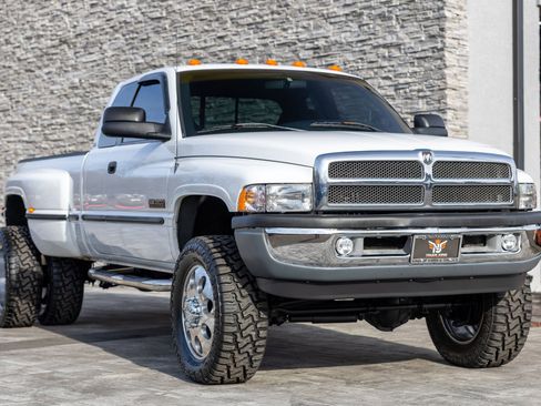 Used 1999 Dodge Ram 3500 Truck 4dr Quad Cab 155 WB DRW 4WD image 7