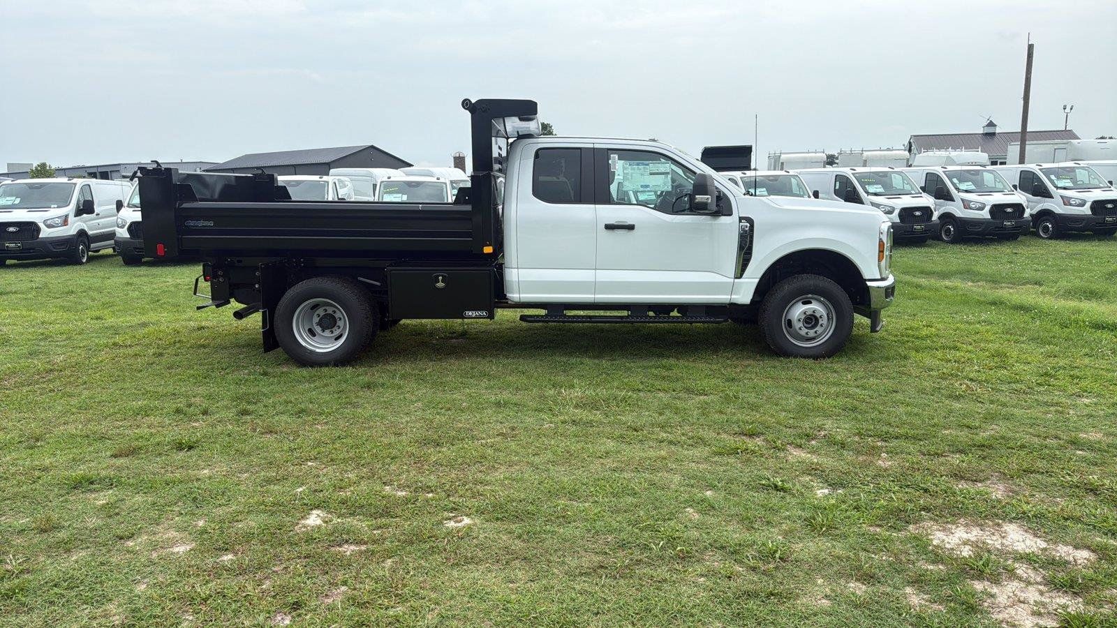 New 2026 Ford F350 XL w/ XL Chrome Package AWD/4WD image 6