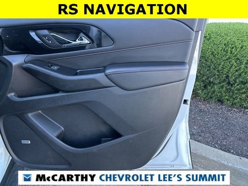Used 2023 Chevrolet Traverse RS image 46
