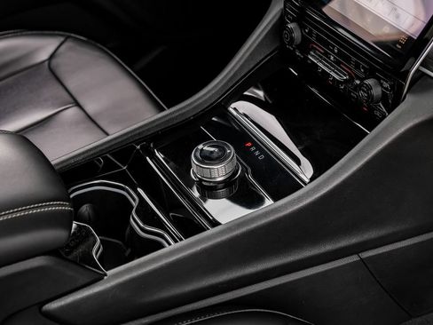 Used 2023 Jeep Grand Cherokee L Limited image 33