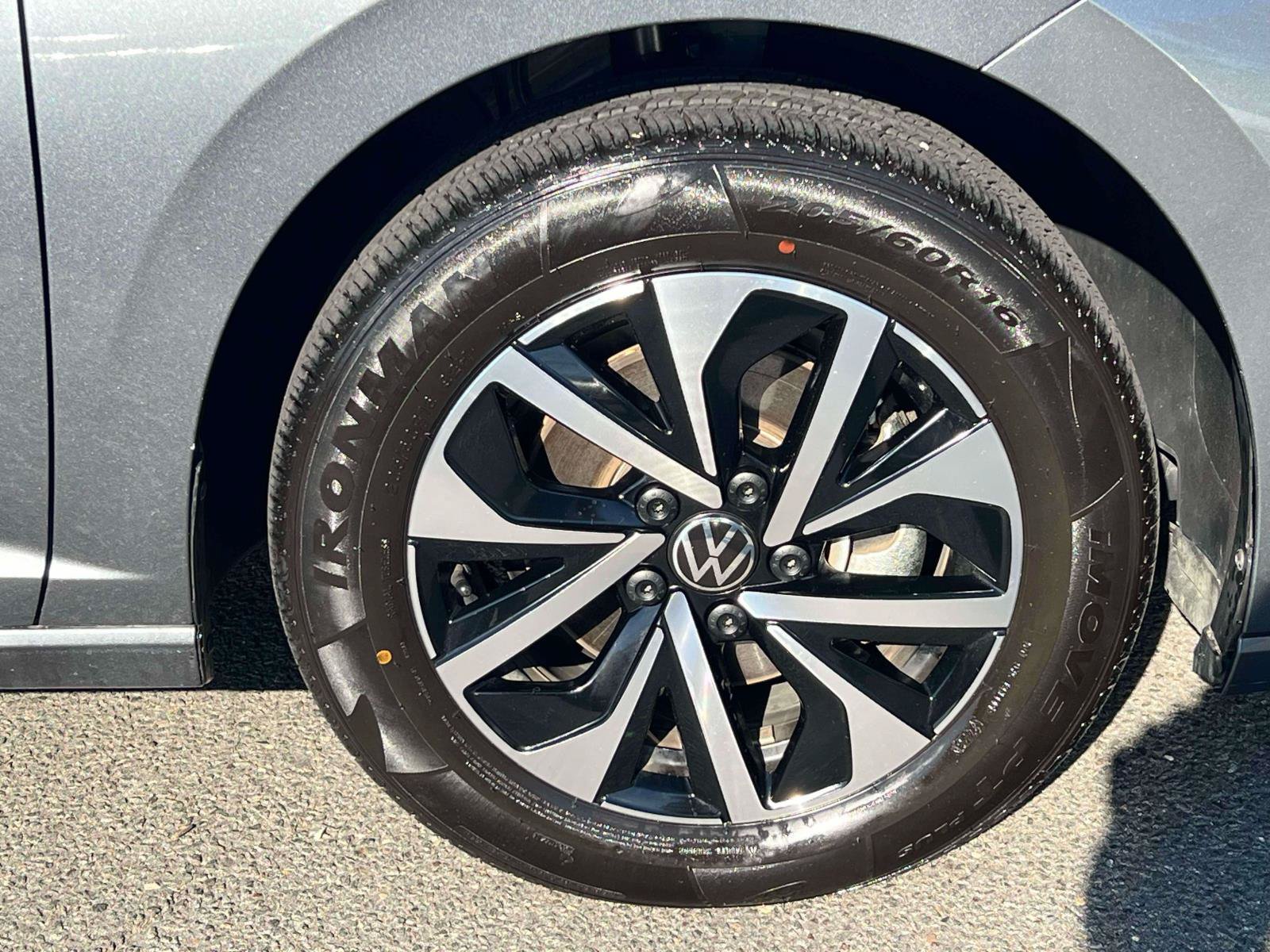 Used 2025 Volkswagen Jetta S FWD image 6