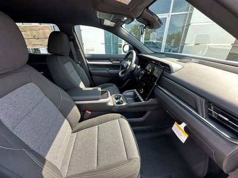 New 2026 GMC Terrain Elevation w/ LPO, Floor Liner Package image 28