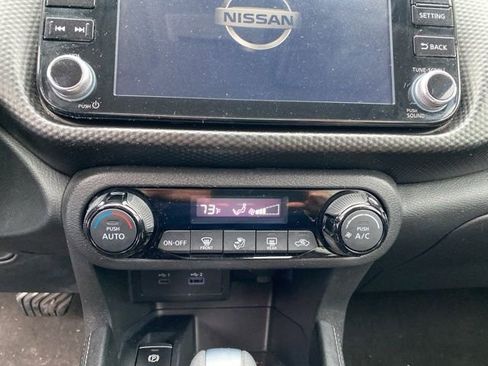 Used 2021 Nissan Kicks SV image 44
