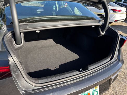 Used 2025 Kia K5 LXS image 30