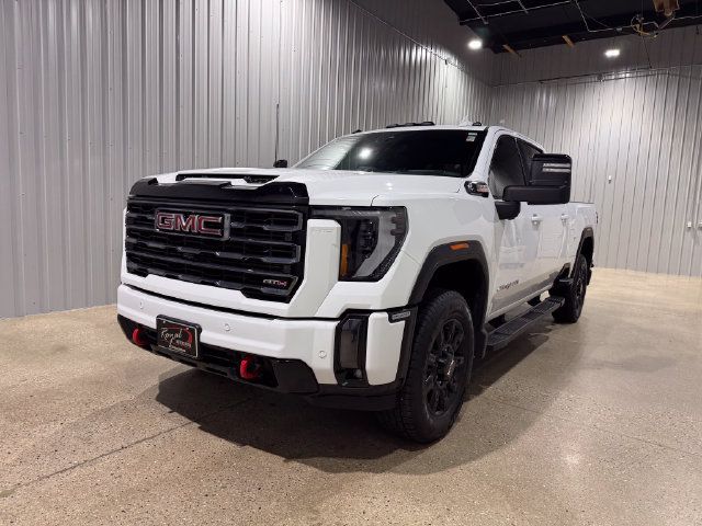 Used 2024 GMC Sierra 2500 AT4 w/ Technology Package AWD/4WD image 1