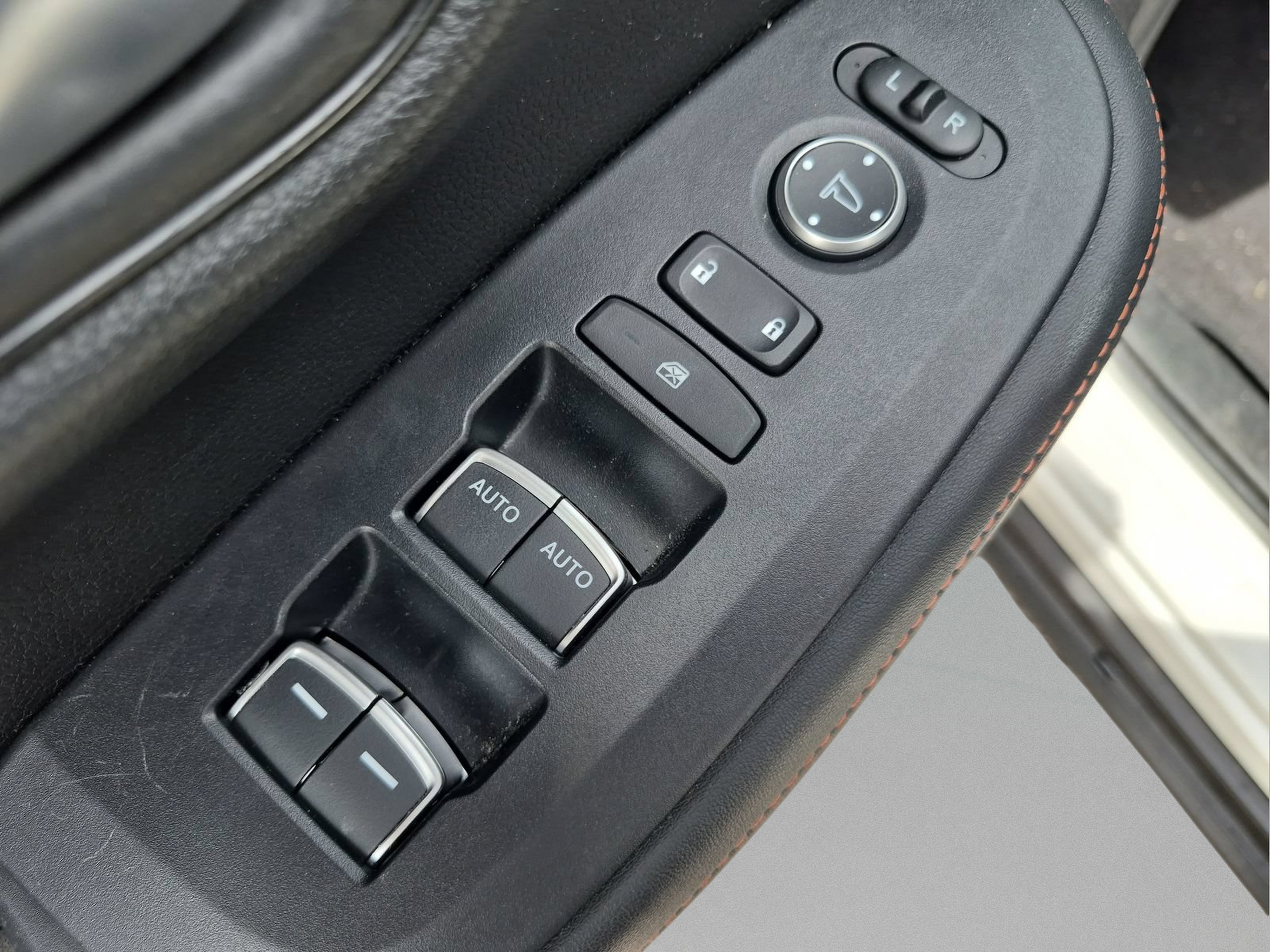 Certified 2024 Honda HR-V Sport image 16