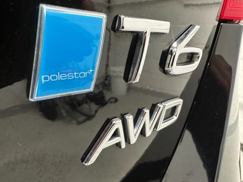 Used 2018 Volvo V60 T6 R-Design Platinum AWD/4WD image 3