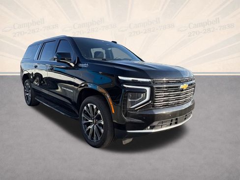 Used 2025 Chevrolet Suburban High Country image 8