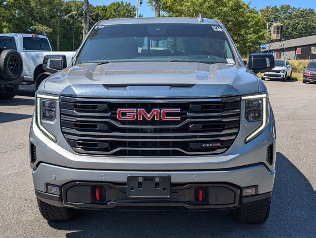 Used 2023 GMC Sierra 1500 AT4 w/ AT4 Premium Package AWD/4WD image 2