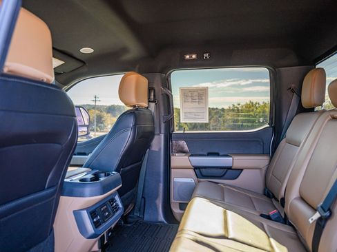 Certified 2024 Ford F250 Lariat w/ Lariat Ultimate Package image 17