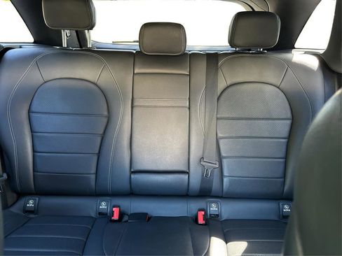 Used 2019 Mercedes-Benz GLC 300 image 14
