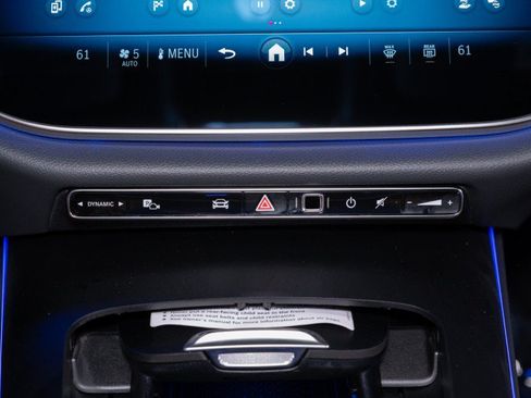 New 2026 Mercedes-Benz E 450 4MATIC Sedan image 24
