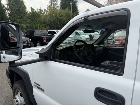 Used 2007 Chevrolet Silverado 3500 W/T image 7