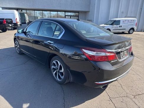 Used 2017 Honda Accord EX-L image 7