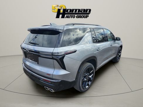 Used 2025 Chevrolet Traverse RS AWD/4WD image 5