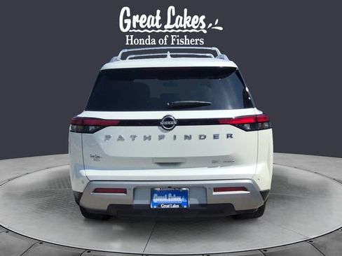 Used 2022 Nissan Pathfinder SL w/ Cargo Package AWD/4WD image 4