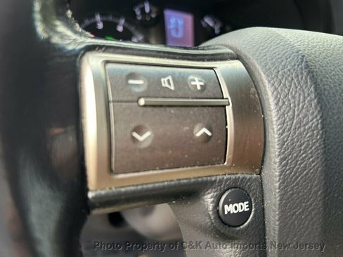 Used 2016 Lexus GX 460 w/ Premium Package AWD/4WD image 33