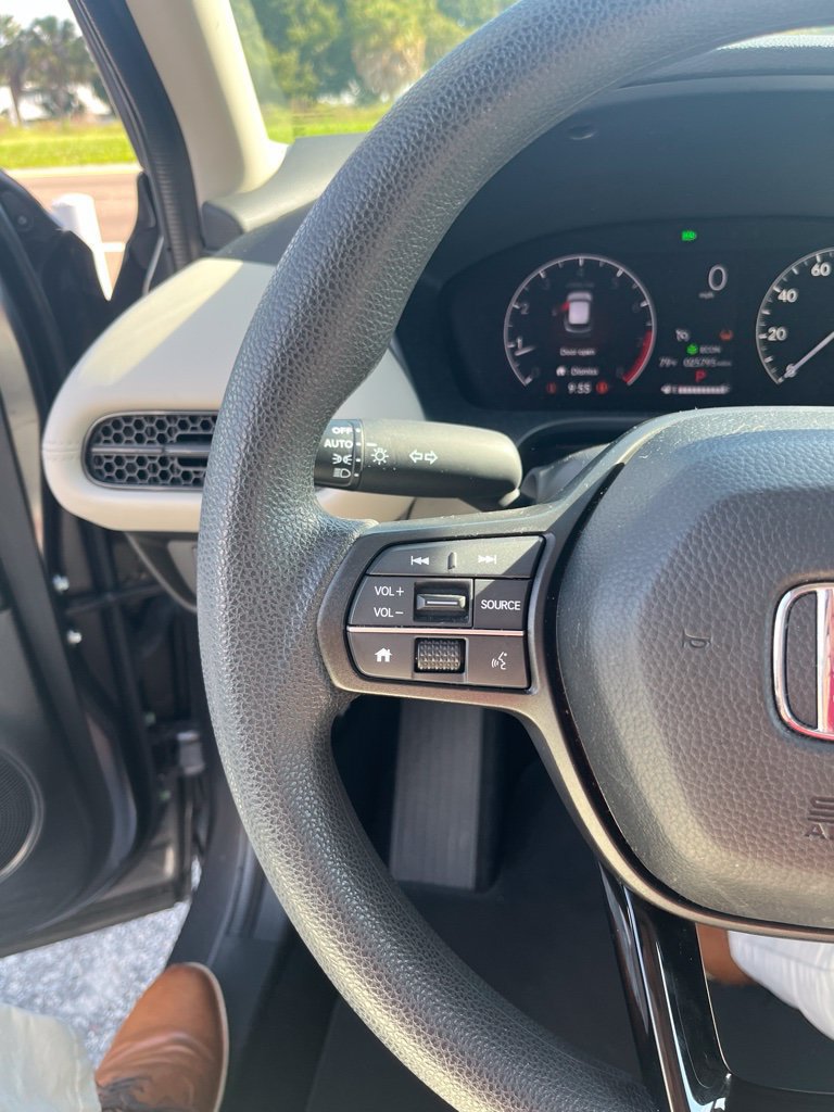 Used 2024 Honda HR-V LX image 8