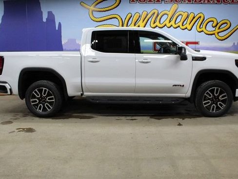 New 2026 GMC Sierra 1500 AT4 w/ AT4 Premium Package AWD/4WD image 1