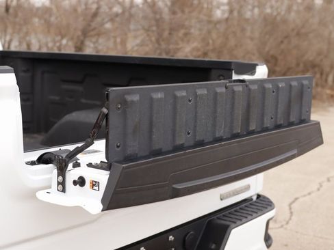 Used 2022 GMC Sierra 1500 Elevation image 28