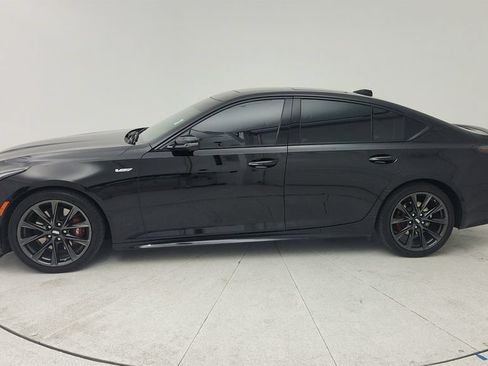 Used 2024 Cadillac CT5 V w/ Premium Package RWD image 4