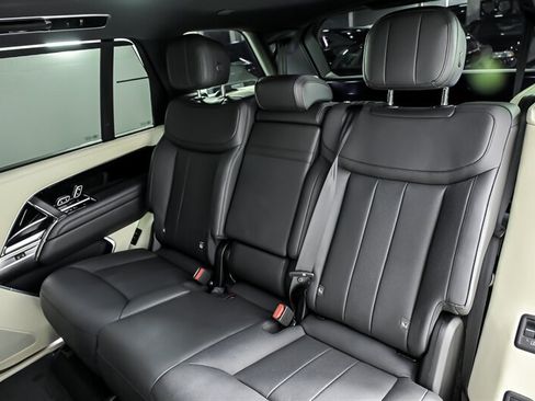 Used 2023 Land Rover Range Rover Long Wheelbase SE AWD/4WD image 20