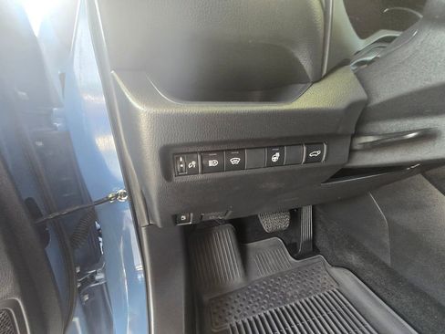 Used 2023 Toyota RAV4 SE w/ Convenience Package AWD/4WD image 61
