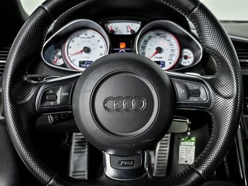 Used 2012 Audi R8 V10 AWD/4WD image 23
