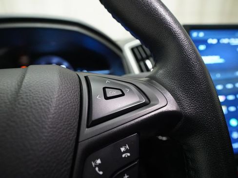 Used 2022 Ford Edge SEL AWD/4WD image 18